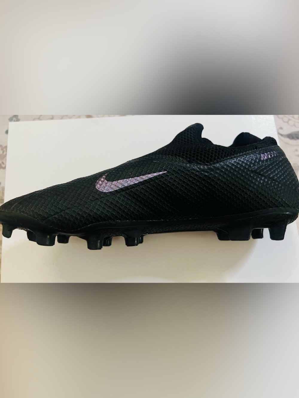 Nike Phantom Vision 2 Pro FG
Soccer Cleats Ghost Lace